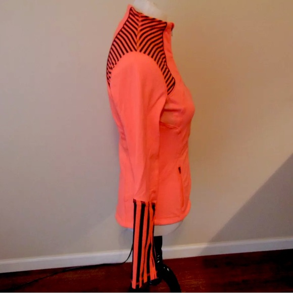 Pink Lululemon Jacket - Picture 3 of 5